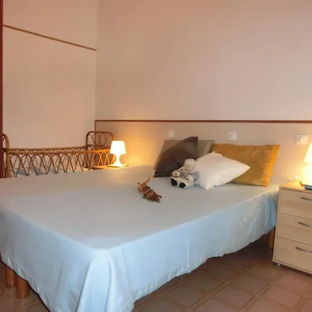 Two-bedroom In A Quiet Area Next To The Sea Apartamento Bibione