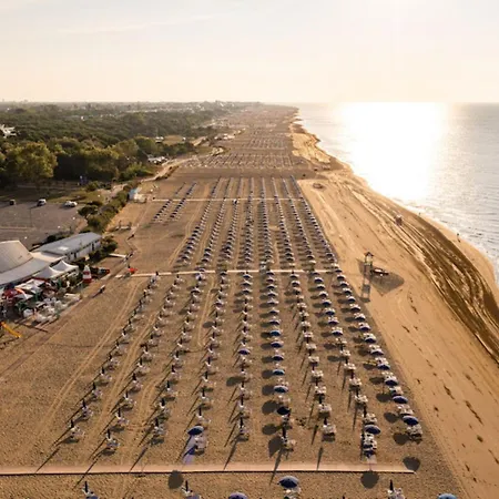 Lägenhet In A Quiet Area Next To The Sea