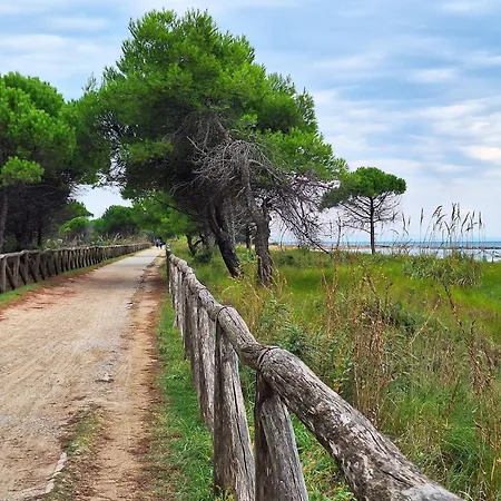 In A Quiet Area Next To The Sea * Bibione